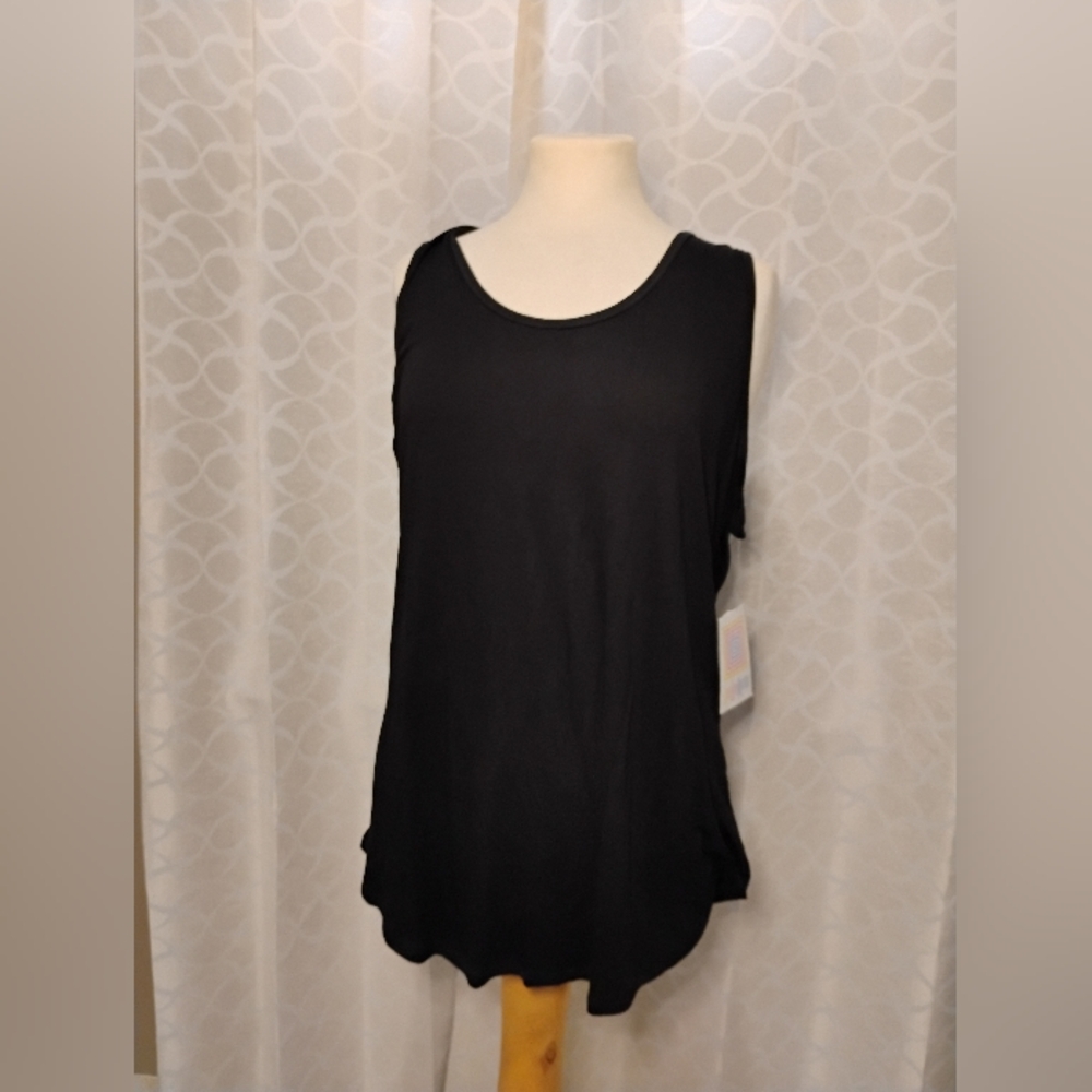 2XL LuLaRoe Classic Black Tank Top